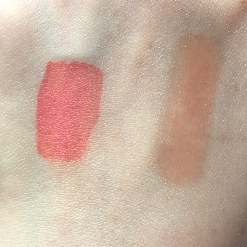 하지만 바르고 마르면 이렇게 코랄 색이 된답니다ㅎㅎ 베네피트 틴트들은 바르고 남아있지않고 바로 말라버리더라고요ㅎㅎ 