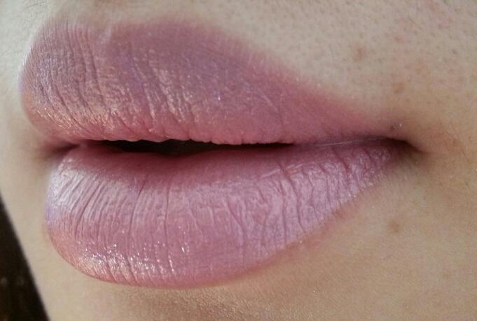 발색보여주기위함이니 이해바라며ㅎ
보시다시피 분홍인데 다운된핑크컬러입니다