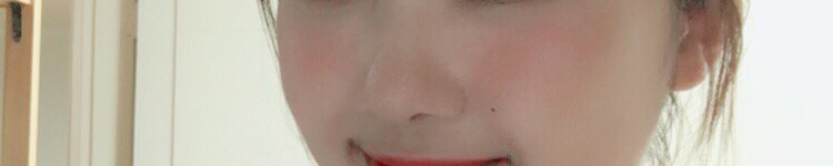 카메라에 좀 잡히게끔 일부로 더 과하게 찍었어요

너무 이뻐요❤️

제 최애템이 베네피트 갤리포니아인데, 

그거를 뛰어넘었어요 여러분🙌💕

❗️❗️❗️봄웜이신 분들 ❗️❗️❗️

다들 저랑 치크팝 02 피치팝 구입하러 갑시다💕