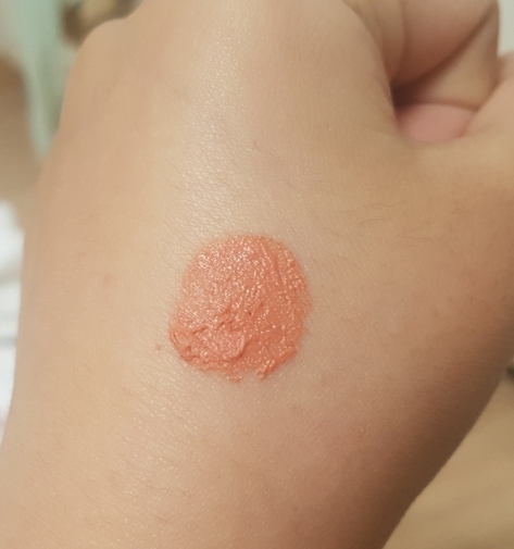색상이 잘 보이도록 한번 찍어보았어요!!