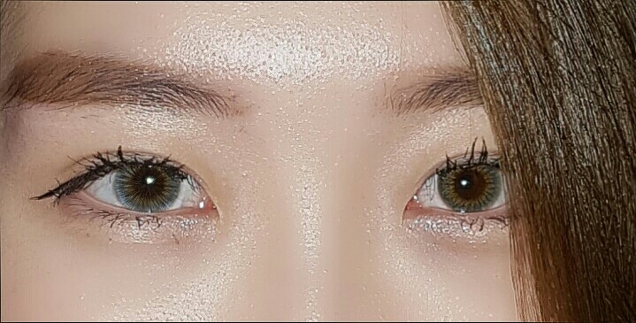 이건 왼쪽에만 효과를 적용했는데 위에서 했던것만큼 티가 많이 안나죠?
밝은조명+선명한 사진이어야 효과가 잘 나온다는점 알고계세용
