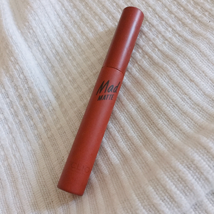 엄청 얇은 틴트😭