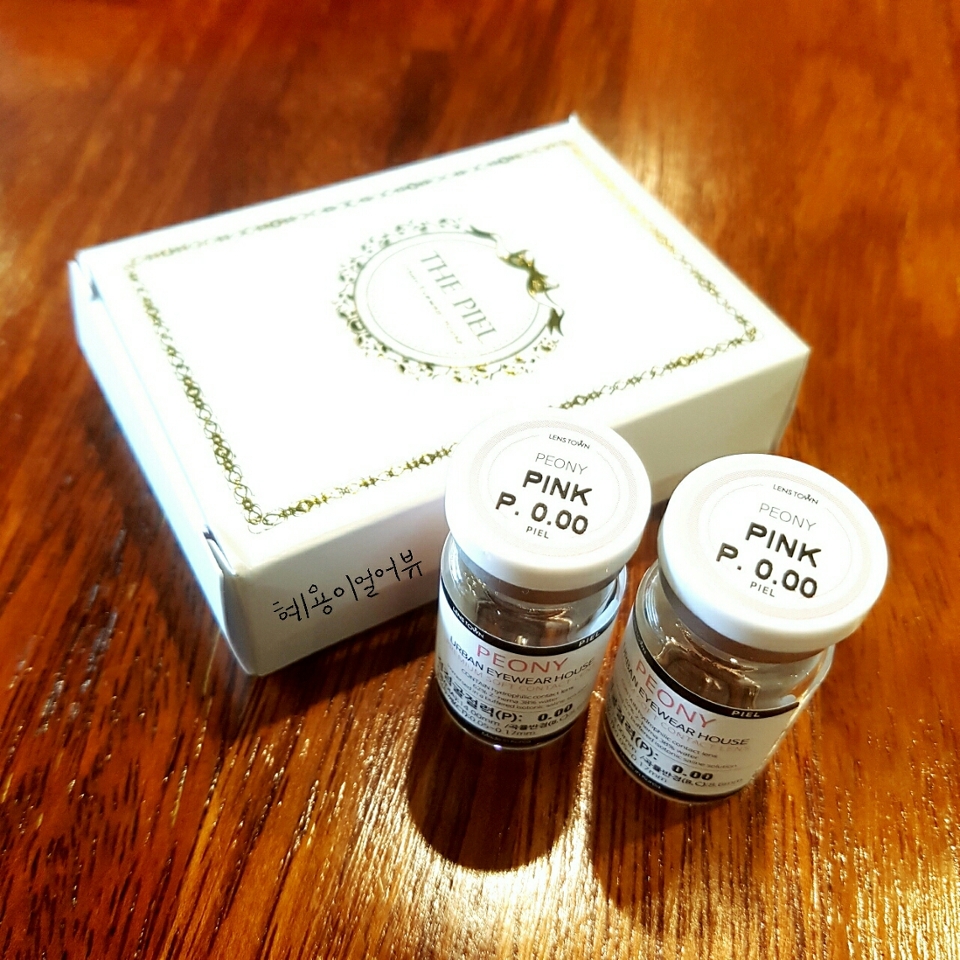 색상과 도수는 병 뚜껑 위에 써 있어요!
저는 ✔핑크 , 양쪽 0.00 입니다!♡