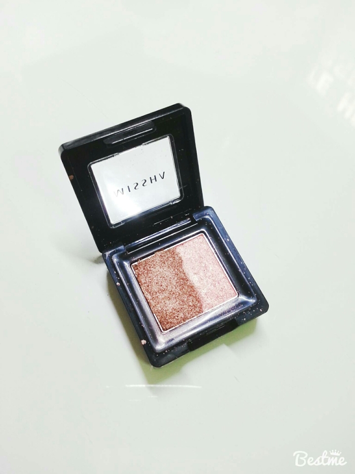 이 섀도우는 미샤 스트로베리 헤븐과 샌드글래스를 분할한 것 입니당