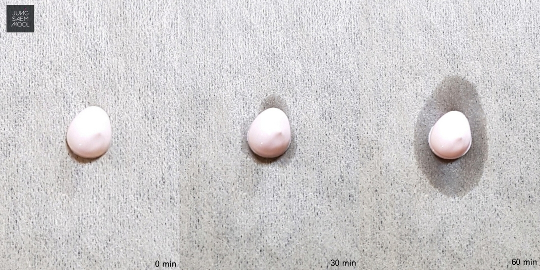 
반면에 정샘물 스킨 세팅 톤업 선 베이스는 
유분감이 있는 제품이에요. 
​
그렇지만 부담스러운 수준이 아니라서, 
피부에 발랐을 때 촉촉하면서 윤기가 느껴지더라구요. 
​
세미매트~매트 파운데이션 쓰시는 분들!! 
나만 알고픈 완전꿀조합 알려드릴게요~( •̀∀•́ )✧
파운데이션에 요 제품 소량 섞어서 발라보세요. 
​
매트 파데의 뻑뻑함이 보완되면서, 
은은한 꿀광이 올라와요!!! 
요즘 트렌드인 윤광 피부로 표현 할 수 있어요.
​
역시 우리의 갓 정샘물 선생님~(*ฅ́˘ฅ̀*)♡
올해 베이스 메이크업 트렌드가 꿀광윤광인거 
어떻게 아시고 딱 트렌디한 제품을 출시 해주신건지~~
