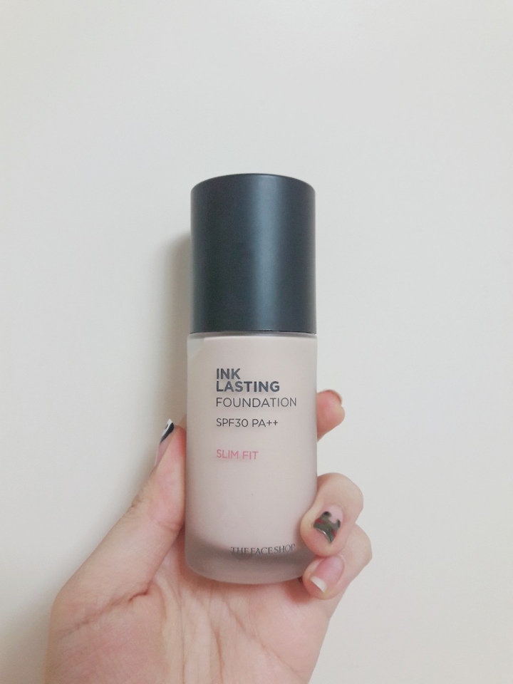 더페 잉크래스팅 파데를 발랐어요~ 