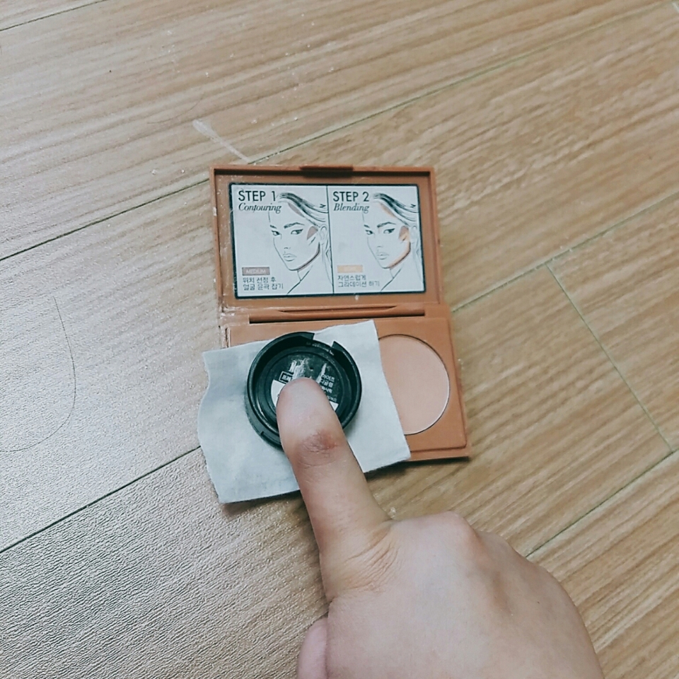 섞은후 손가락이나 그런것으로 꾹꾹 눌러주세요