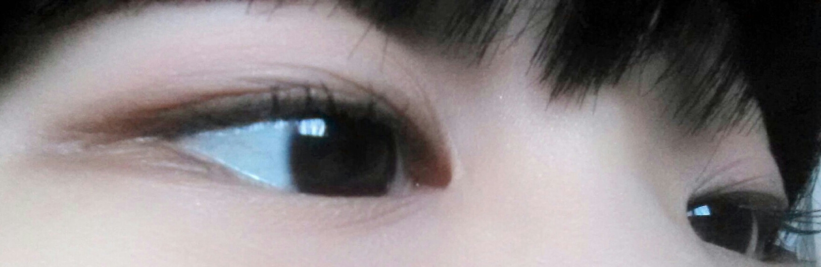 확실히 그냥 마스카라만 했을 때 보다 잘 컬링되고 깔끔하게 바를 수 있게 된 것 같아요! 이제 제 필수템ㅋㅋㅋㅋㅋㅋ♥ 조아용

♥
