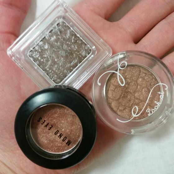 오늘사용된제품은 고작 저렴이섀도우 3가지!!
#아리따움모노아이즈테이크댓
#에뛰드하우스시럽빼고테이크아웃
#어퓨미네랄모노섀도우BR02 입니다^^
힘들게작성한 팁이니 좋아요버튼과 무한댓글부탁드려요♡