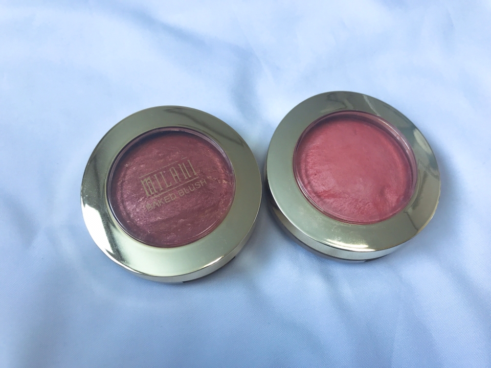 케이스 위에 밀라니의 상표가 적혀있는데
알코올 스왑으로 닦다보니 루미노쏘는 지워졌어용

