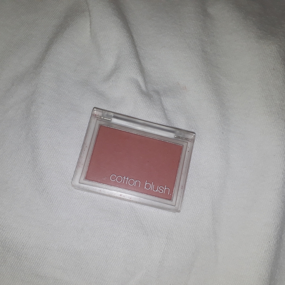 미샤 블러셔

- 이 라인 쉐딩도 좋음
- 초보자도 쓰기 좋음
- 색상다양
- 가성비갑

-단점 없음

✔ 하나쯤은 사보는게 좋은 블러셔