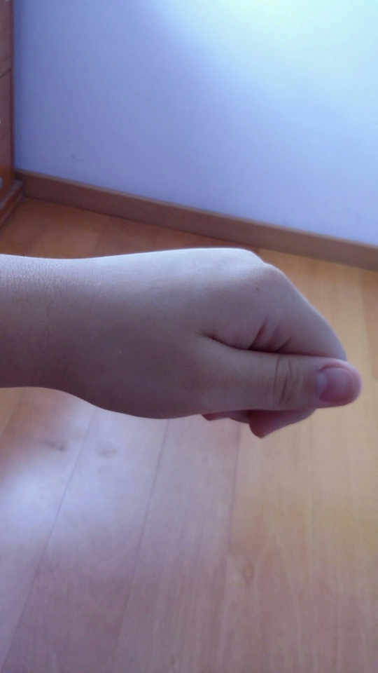 잘 안보이지만 확실히 기름기가 없어지고 되게 매트해지고 뽀송해졌어요 