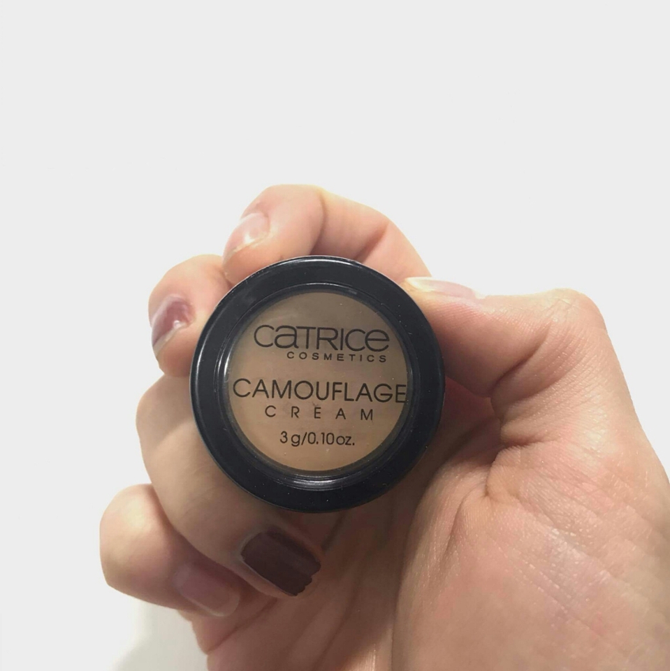 이런 케이스로 되어있어요 ! 솔직히 처음에 기대 하나도 안했어요 ㅋㅅㅋ