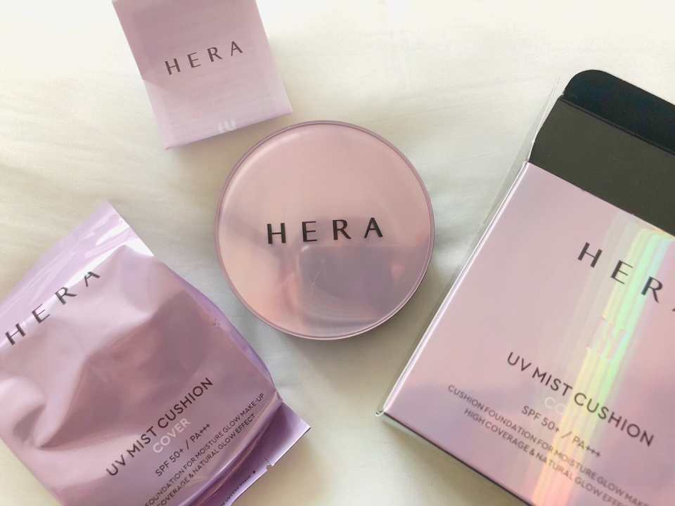 너무 예쁘죠ㅠㅠㅠ 그리고 기존의 미스트 쿠션과는 달리 "자석식" 케이스라 엄청 편리해요🤭❣️❣️