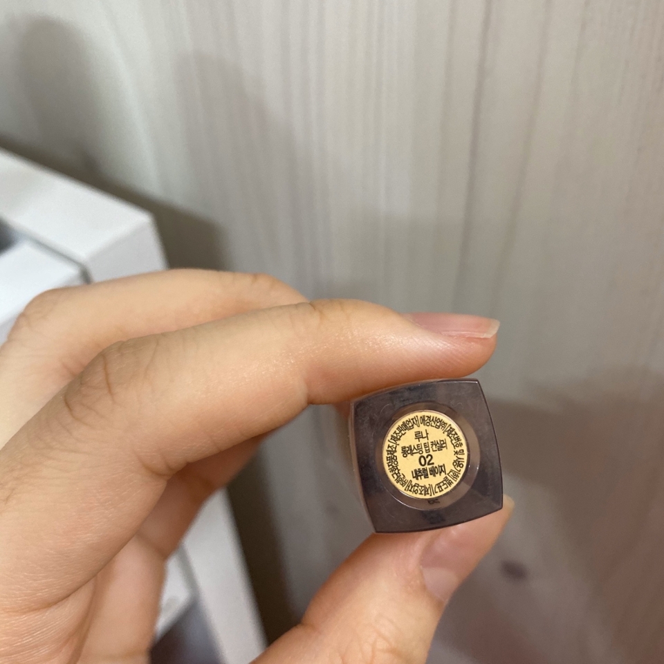 쟈쟈 루나 컨실러 2호랑 색상비교 드갑니다 