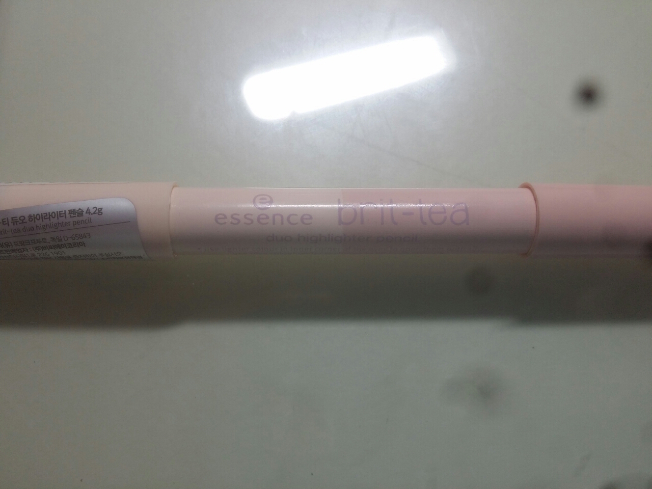 ESSENCE brittea duo highlighter pencil 파워리뷰 by 먼데이거 언니의파우치