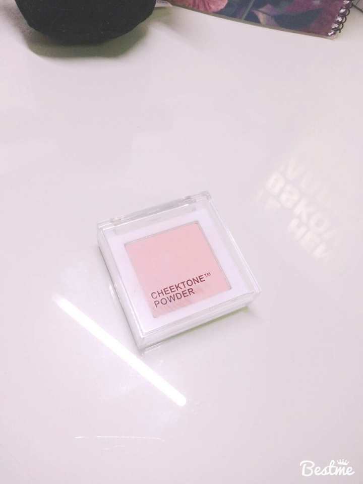 치크 톤 파워 블러셔를 베이스 섀도우로 쓸건데요~!