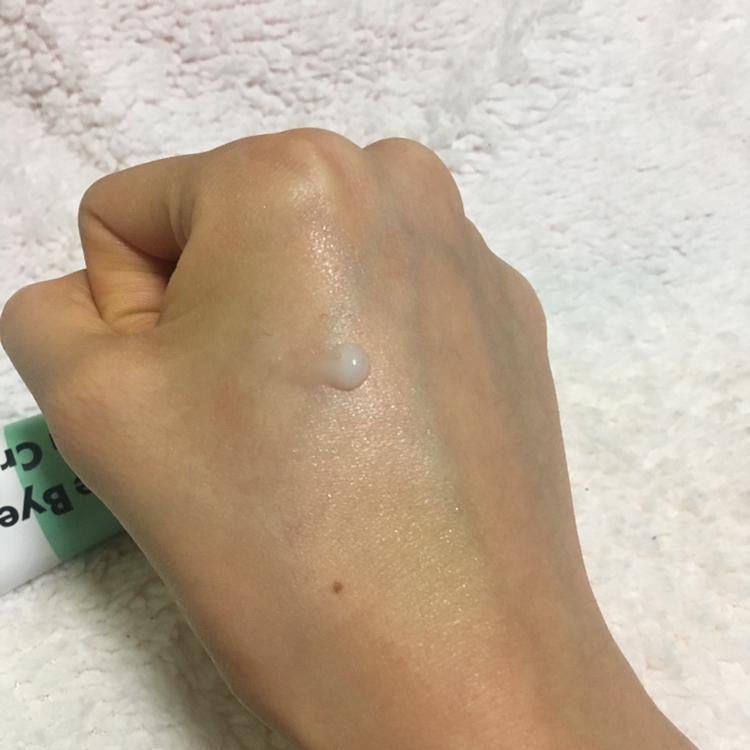 불투명한 색이고 전혀 묽지 않아요!