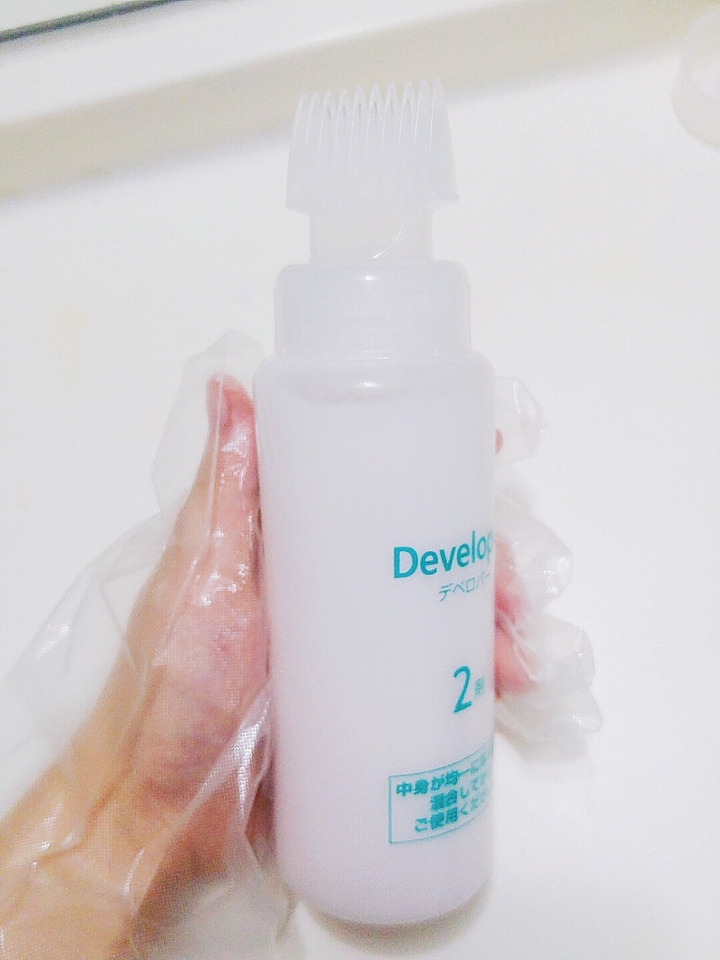 다 흔든 후에는 퀵노즐로 갈아껴주세요!! 그럼 이제 도포를 하면 댑니당ㅎㅎ