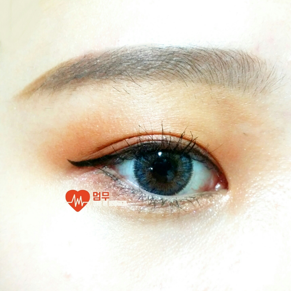 베이스
케이트 바우더리스 리퀴드 파운데이션
캐트리스 올라운드 컨실러팔레트(가장밝은컬러)
리얼테크닉 미라클 스펀지
더페이스샵 토스트
이니스프리 쉐딩 브러쉬

로 마무리합니당
/썸네일