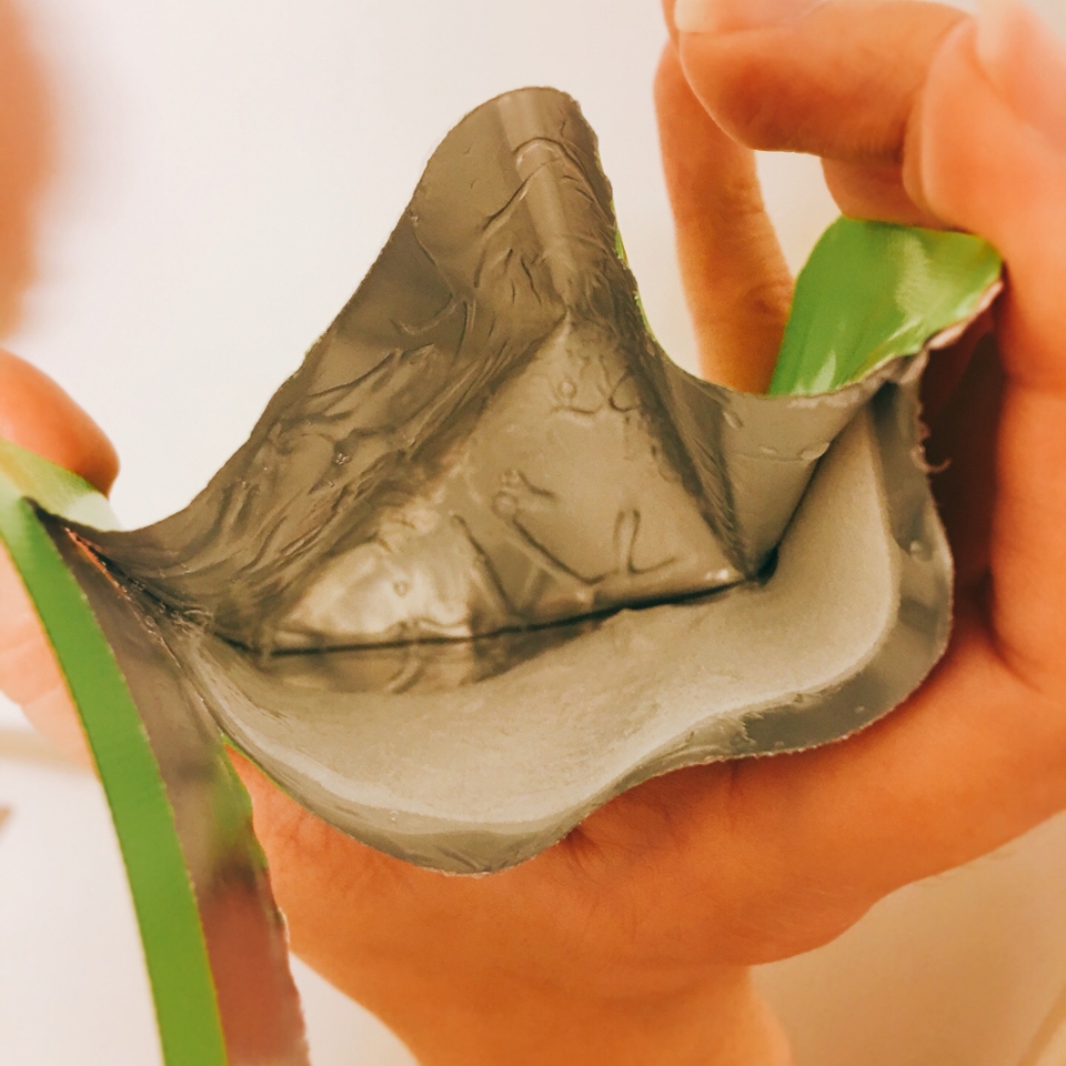 약간 스네일? 같은 점성을 가지고 있어요!