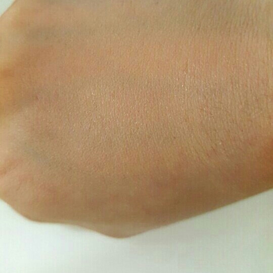 무엇이 제 피부고 어디가 바른쪽인지 분간이 거의 안되네여ㅎㅎ