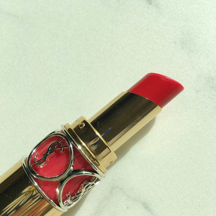 요 제품은 립밤같은 촉촉한 멜팅제형이에요!


때문에 너무 금방쓸까봐 걱정되는ㅠㅠ