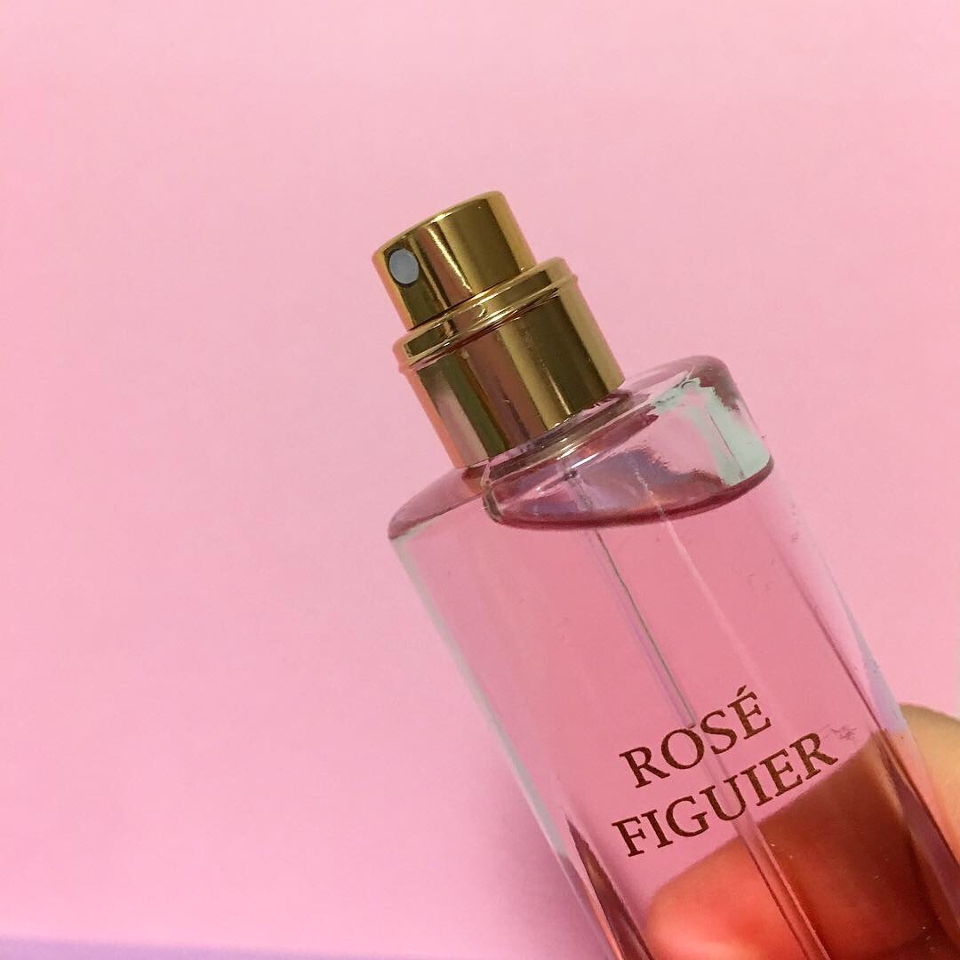 분사는
생각보다 잘되서 만족스럽습니다
섬세하게 잘 뿌려져요