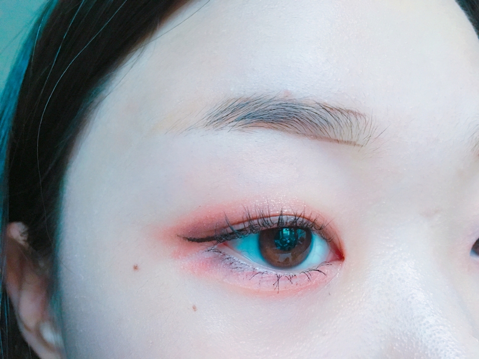 타투 아이브로우로 틀을잡아주세요